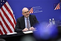 谷立言：期待未來賴總統出訪  美方提供過境協助