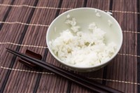 日本5月米價續漲核心通膨再升溫 恐影響參院選舉