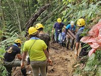 南投澀水森林步道修補就地取材 降低對環境干擾