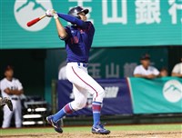 U18亞青棒曾偉喆高飛犧牲打添分 台灣2比1領先日本