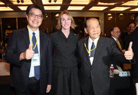 前美駐聯合國大使：台灣民主是世界與中國的希望燈塔