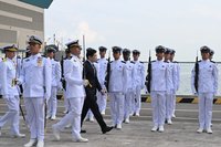 新加坡海軍2艘新潛艦服役 總理強調升級軍隊實力