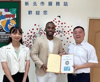 聖露西亞歌手韋喆留台11年追音樂夢 獲永久居留證