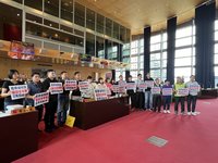 中央總預算案再被封殺  綠議員要盧秀燕溝通藍委