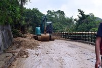 新北瑞芳「阿美家園」路阻受困 待土石穩定搶通