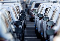 歐盟明年收緊汽車碳排上限 捷克尋求夥伴阻新規