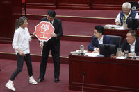 綠議員杯葛蔣萬安施政報告 要求勒令京華城停工