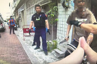 台南精神病患拒就醫 持刀攻擊警員幸未致傷