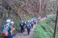 特富野古道手作步道 志工現地取材降低環境擾動