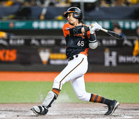 台灣大賽陳重羽3安猛打賞 教練高志綱鼓勵助果決攻擊