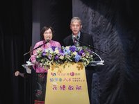 律師陳玲玉改拿主持棒  支持紙風車368永續啟航