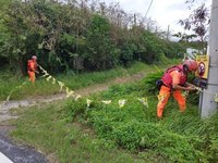 颱風康芮逼近  花蓮加強清溝、海岸拉封鎖線