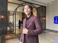 陳柏豪首獲個人獎直言是特別球季 穿西裝展現隊色