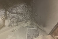 台南中西區飯店8樓儲藏室火警 疏散72人幸無傷亡