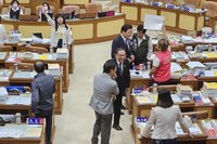 侯友宜議會報告預算不備詢惹議  朝野攻防後付委