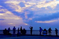 颱風天兔及偏東風影響 西半部15日空氣品質亮紅燈