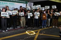 北市公車追撞1死15傷 路權團體：駕照太容易取得