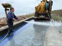 花蓮太縱馬23日開跑  趕工清賽道漂流木及沙石