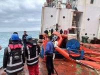 中國貨輪擱淺野柳 有機會11/25開始抽油