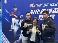 12強國手江國豪陳冠偉回彰化 勉勵小選手奮戰到底