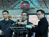 馬龍訪中山女高被稱進盤絲洞惹議 蕭旭岑：別擴大事件