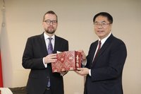 捷克駐台代表拜會黃偉哲 盼在台南合辦文化活動