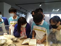 新北秀峰高中、暨大附中推廣閱讀 獲選績優圖書館