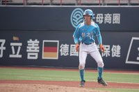 新北U18崔聖允單場2安2打點 盼追隨爸爸能進味全龍