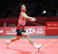 BWF年終賽  周天成預賽首戰0比2不敵李梓嘉