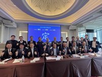 2025台中房市預測字「定」  不動產公會：價穩量縮