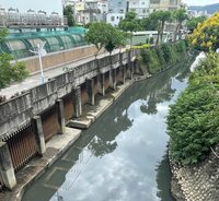 新北新莊潭底溝長年惡臭遭抨 水利局推改善工程