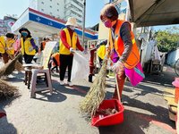 除舊布新迎新春  嘉市動員志工清理街道