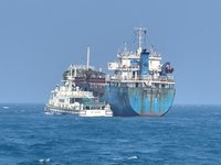 蒙古籍貨輪行跡異常高雄港下錨 海巡監控登檢