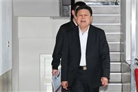 傅崐萁2月赴港同團旅遊業者被拘捕 陸委會：留置至今