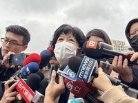 陳佩琪哽咽：柯文哲流淚堅持3/10送父親最後一程