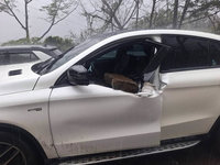 中橫便道落石砸車1人傷  取消2通行班次