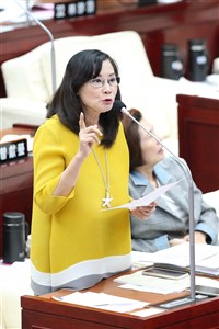 北市議員秦慧珠送快篩試劑涉賄選案  獲不起訴