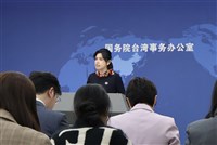 陸配小微、恩綺離台 國台辦：踐踏兩岸婚姻群體權利