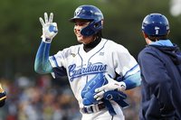 張育成脖子不適連2天未先發 已無緣全勤很自責