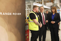 英國車業遭美課徵25%關稅  政府釋政策利多支援