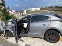 馬公1小時內接連多起車禍 小客車駕駛自撞命危