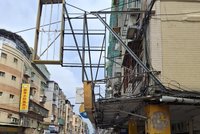 新北整頓市容 4大類違規招牌先輔導後拆除