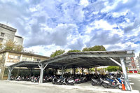 台南民治市政中心機車棚升級 太陽能光電取代石綿瓦