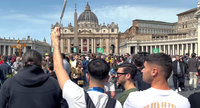 教宗方濟各逝世  各地信徒湧入梵蒂岡廣場哀悼
