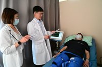 台中阿嬤心臟無力喘吁吁 經治療可到戶外散步去