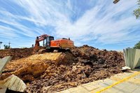 非法棄土入侵桃園體育園區埤塘  市府鐵腕執法