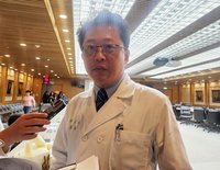 不同工不同酬成趨勢  醫學中心加薪留才