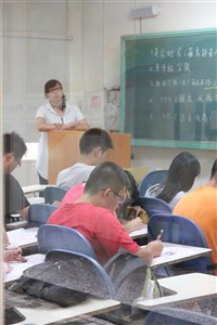 托福獎學金支持大專生研究計畫 加碼到1萬元