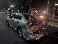 台中駕駛拒攔查倒車衝撞2車 警包夾壓制逮2人