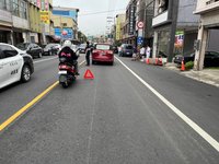 桃園學子穿越馬路遭撞四肢擦挫傷 警將釐清肇責